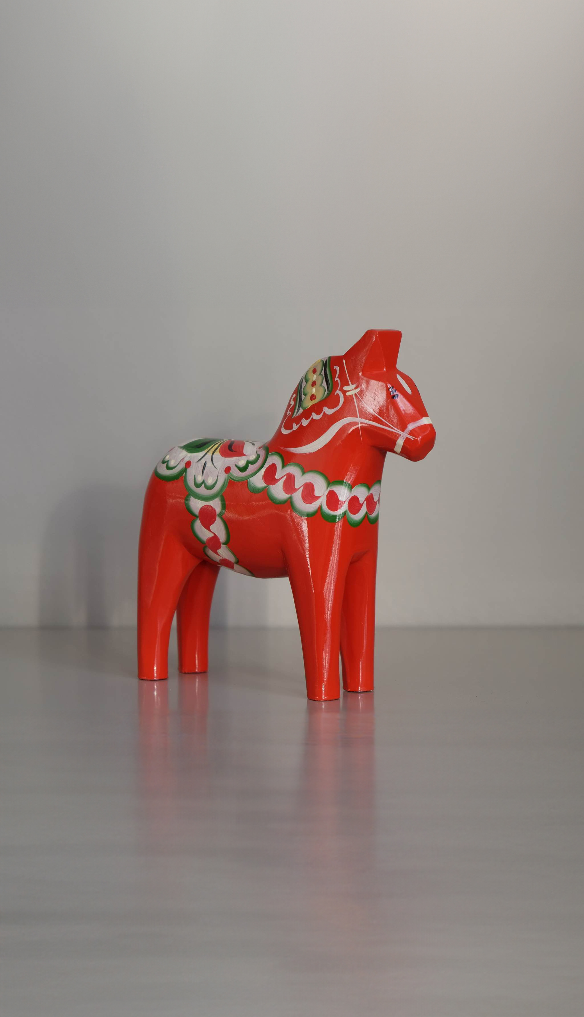 Röd dalahäst